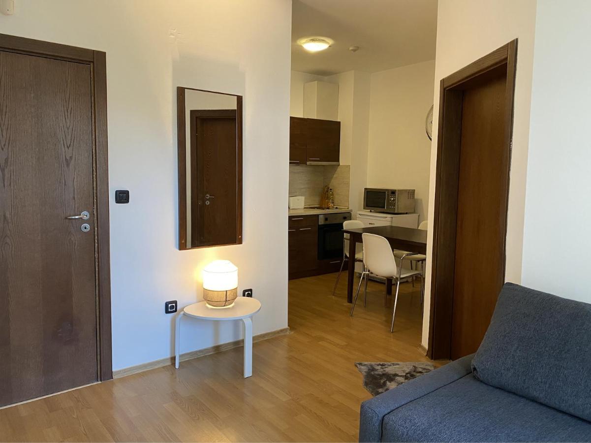 2 Bedroom Apartment Next To Gondola Ski Lift Bansko Bagian luar foto